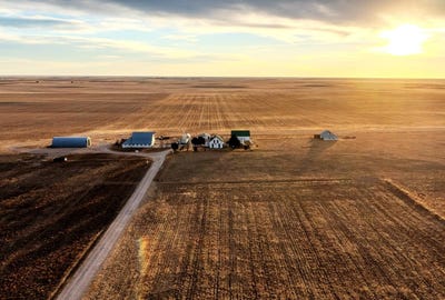 /international/us/1645-s-highway-71-kimball-ne-110105803073/