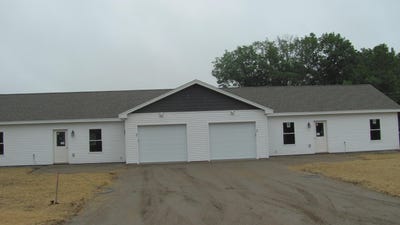 /international/us/18-a-or-b-thurlow-drive-oxford-me-110099321497/