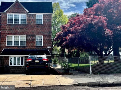 /international/us/9911-lackland-drive-philadelphia-pa-110108446563/