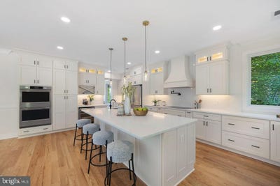 /international/us/132-n-earley-street-alexandria-va-110107694218/