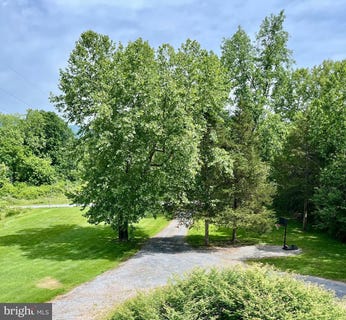 /international/us/400-n-fork-river-road-shenandoah-va-110099134228/?lang=zh-tw