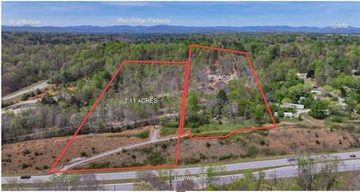 /international/us/161-queen-drive-north-wilkesboro-nc-110107380728/
