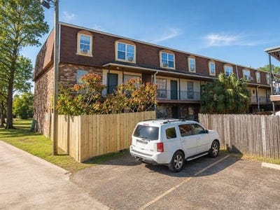 /international/us/6200-riverside-drive-metairie-la-110108232932/