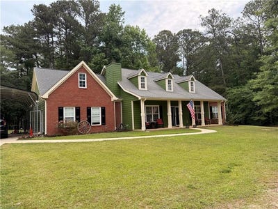 /international/us/8590-kencrest-drive-winston-ga-110108299180/
