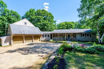 /international/us/17-mayo-rd-hubbardston-ma-110108879468/