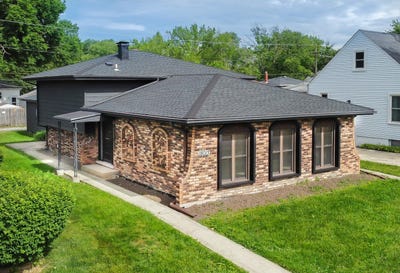 /international/us/18013-park-avenue-lansing-il-110108566719/
