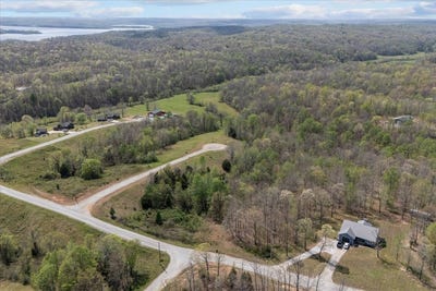 /international/us/0-doe-ct-waverly-tn-110108845153/