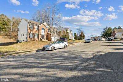 /international/us/2958-myrtlewood-drive-dumfries-va-110105245740/