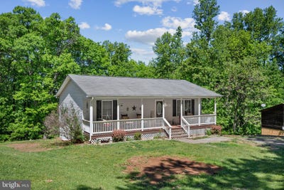 /international/us/407-freeze-road-linden-va-110107962123/
