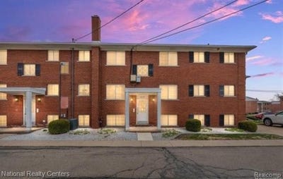 /international/us/8160-crestview-drive-2-sterling-heights-mi-110100705374/