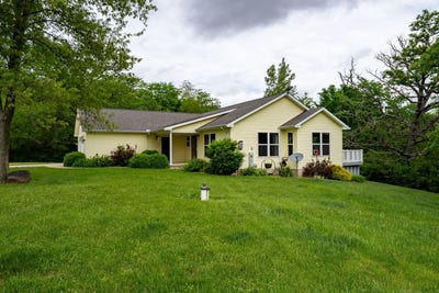 /international/us/2662-evans-road-magnolia-il-110108175495/