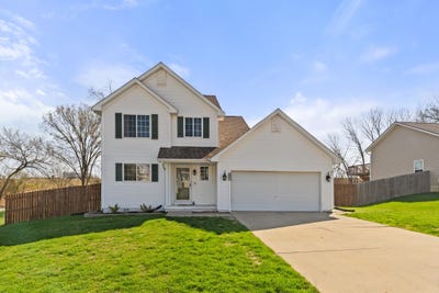 /international/us/475-fawn-circle-pleasant-hill-ia-110107060602/