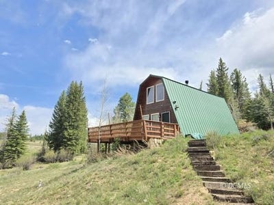 /international/us/890-900-n-primrose-path-duck-creek-village-ut-110095650751/