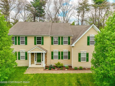 /international/us/116-daffodil-drive-east-stroudsburg-pa-110108108205/
