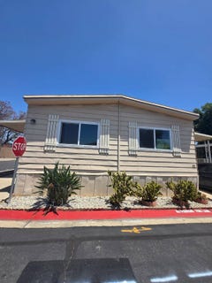 /international/us/1855-e-riverside-dr-ontario-ca-110108192313/