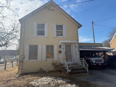 /international/us/350-main-street-bingham-me-110107632277/
