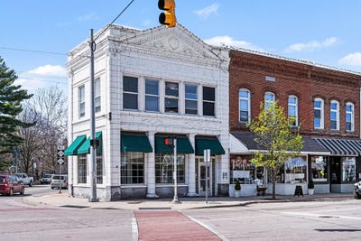 /international/us/111-n-main-street-plainwell-mi-110107278960/