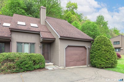 /international/us/20-twin-oaks-new-milford-ct-110108066310/
