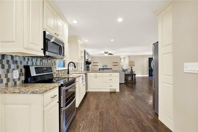 /international/us/4353-white-oak-drive-sugar-hill-ga-110099908681/