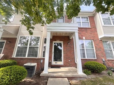 /international/us/3757-cherry-creek-lane-sterling-heights-mi-110108237629/