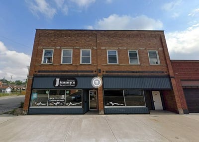 /international/us/116-118-w-north-st-fostoria-oh-110120041474/
