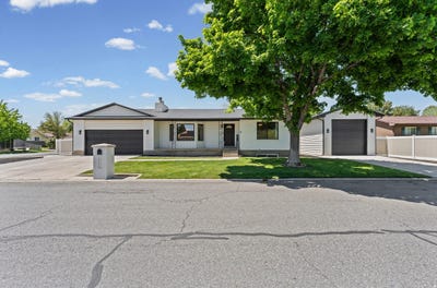 /international/us/9712-s-stonehaven-st-south-jordan-ut-110107870420/