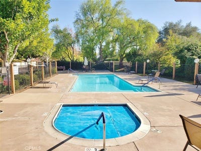 /international/us/1718-tecalote-drive-fallbrook-ca-110119727595/