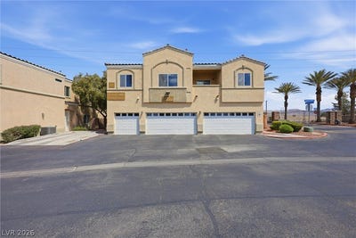 /international/us/3936-smokey-fog-avenue-north-las-vegas-nv-110107752212/