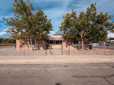 /international/us/400-63rd-street-nw-albuquerque-nm-110105281816/