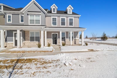 /international/us/11757-kentucky-street-crown-point-in-110097714790/