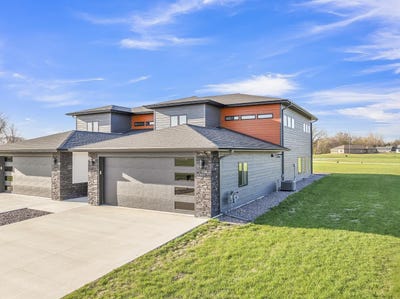 /international/us/3302-ponderosa-court-spirit-lake-ia-110104259740/