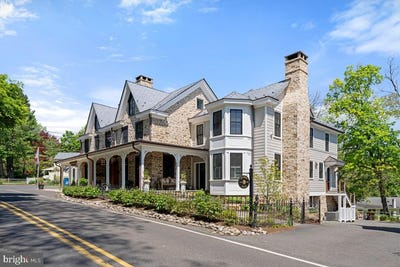 /international/us/2996-n-sugan-road-solebury-pa-110107866828/