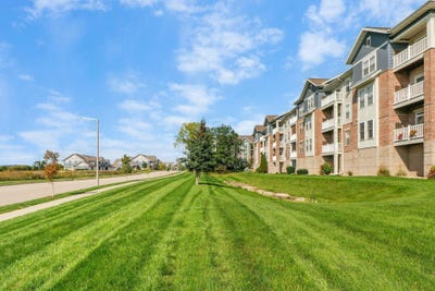 /international/us/3848-maple-grove-drive-madison-wi-110120016515/