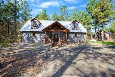 /international/us/217-cedar-hills-trail-broken-bow-ok-110101825601/