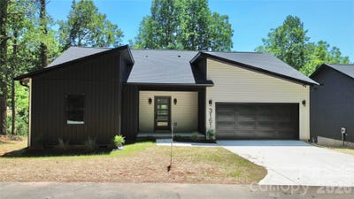 /international/us/3161-huffman-street-claremont-nc-110109603191/