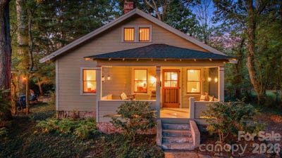 /international/us/15-rosewood-avenue-asheville-nc-110110375470/