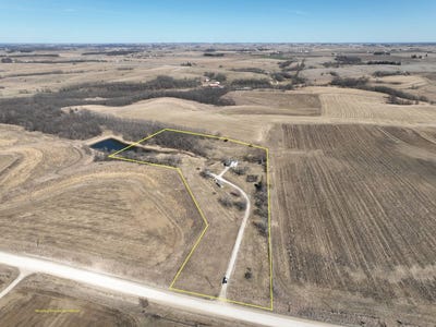 /international/us/1796-middle-ossian-rd-decorah-ia-110106736791/