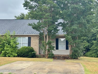 /international/us/3324-moseley-drive-greenville-nc-110108910790/