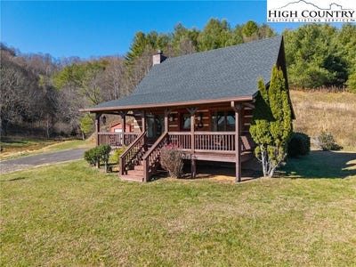 /international/us/183-laurel-branch-road-vilas-nc-110103671117/