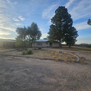 /international/us/1404-e-11th-st-mccamey-tx-110119993456/