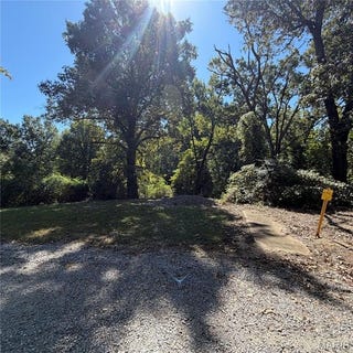 /international/us/832-butler-street-poplar-bluff-mo-110120683747/