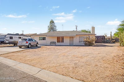 /international/us/924-e-granada-avenue-apache-junction-az-110108191708/