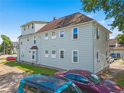 /international/us/246-5th-street-nw-barberton-oh-110108799980/