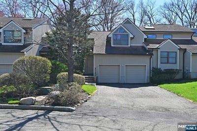/international/us/47-bentley-drive-franklin-lakes-nj-110107306371/