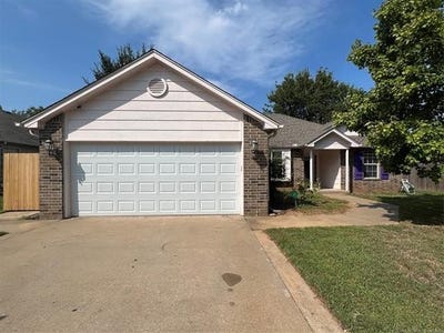 /international/us/11704-s-gum-avenue-jenks-ok-110110375025/