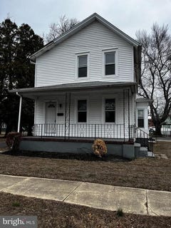 /international/us/131-n-2nd-street-hammonton-nj-110104955653/