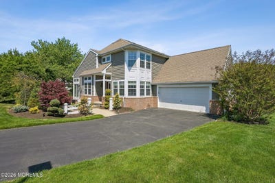 /international/us/15-cypress-point-lane-monroe-nj-110107926761/