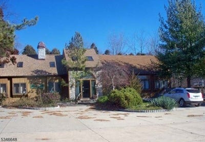 /international/us/18-parker-ave-flemington-boro-nj-110098341279/
