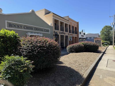/international/us/1322-e-washington-street-greenville-sc-110103658113/