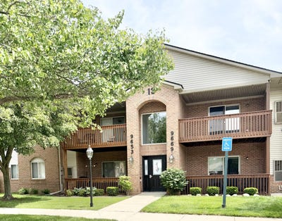 /international/us/9669-wildflower-court-van-buren-twp-mi-110108379599/